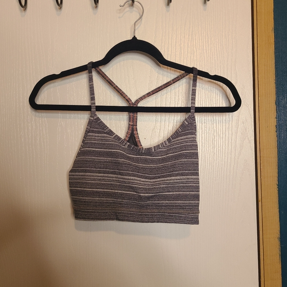 492 Lululemon Sports Bra 492 Lululemon Sports Bra